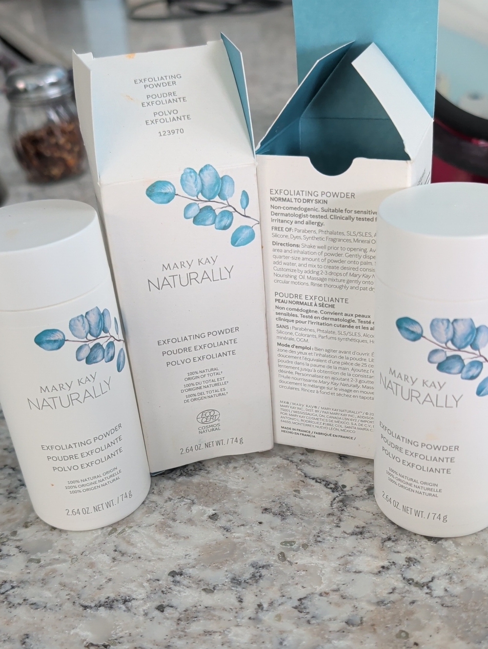 Mary Kay Naturally Exfoliating Powder — White with Blue Floral Design
